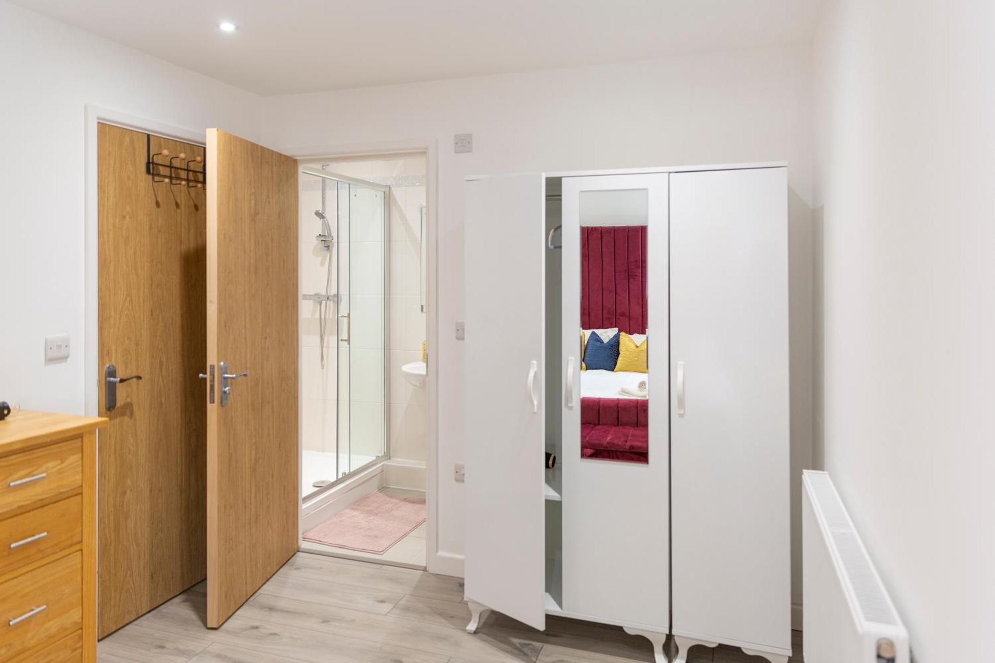 The Lincoln 2023 New-build, 1 Mintue Walk Jr John Radcliffe Hospital & Ideal For Brookes Appartement *
